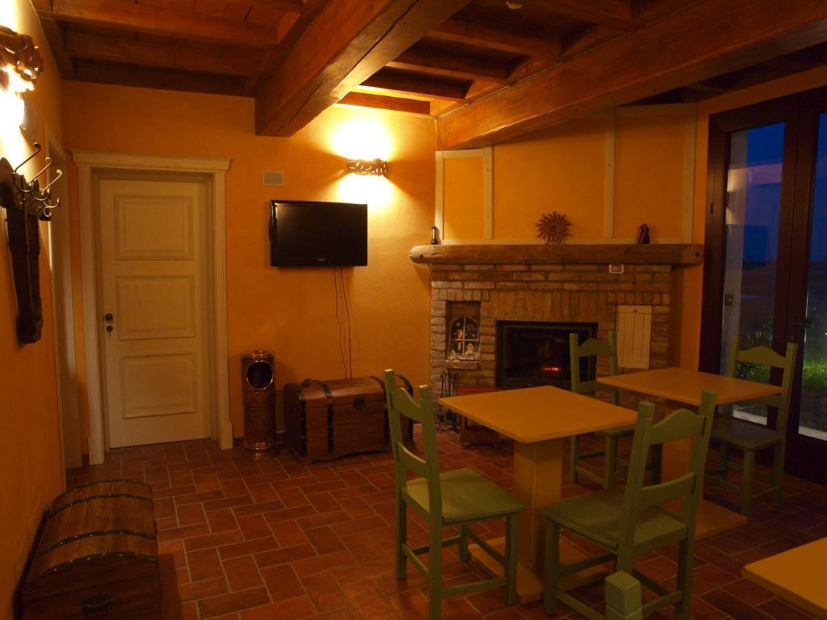 Agriturismo Al Navile Malalbergo Εξωτερικό φωτογραφία